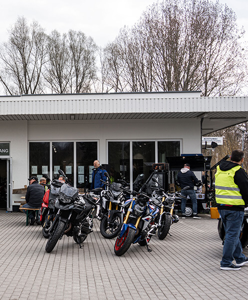 bike saisonevent fruehjahr bmw wernecke Saisonevent mit vielen Teilnehmern bei BMW Wernecke zum Bike-Auftakt im Frühjahr 2025