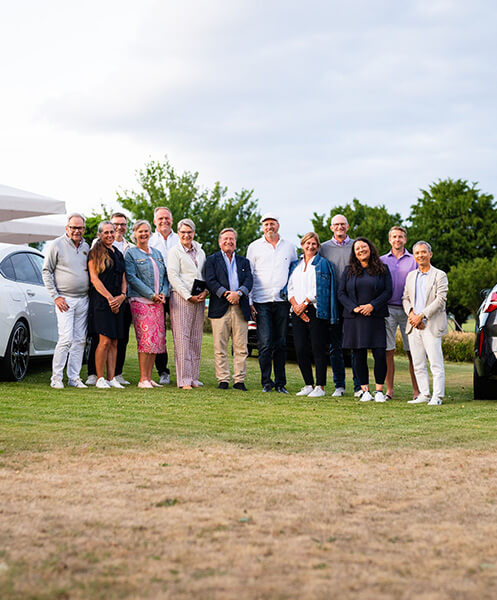 teilnehmer bmw wernecke golfcup Teambild-Aufnahme auf dem Golf Cup Event von BMW Werencke